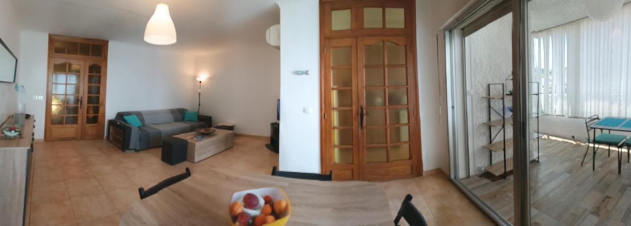 Grand T3 Lumineux Spacieux Propre, Tout Confort, Parking, Ascenseur, Emplacement Central Unique, Port-Commerces-Mer Et Plages A Pied, Location Du Samedi Au Samedi サナリー・シュル・メール エクステリア 写真